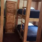 Hostal T M