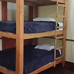 Hostal T M